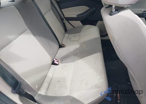 2014 Ford Focus Se from USA, damaged, VIN 1FADP3F23EL179931